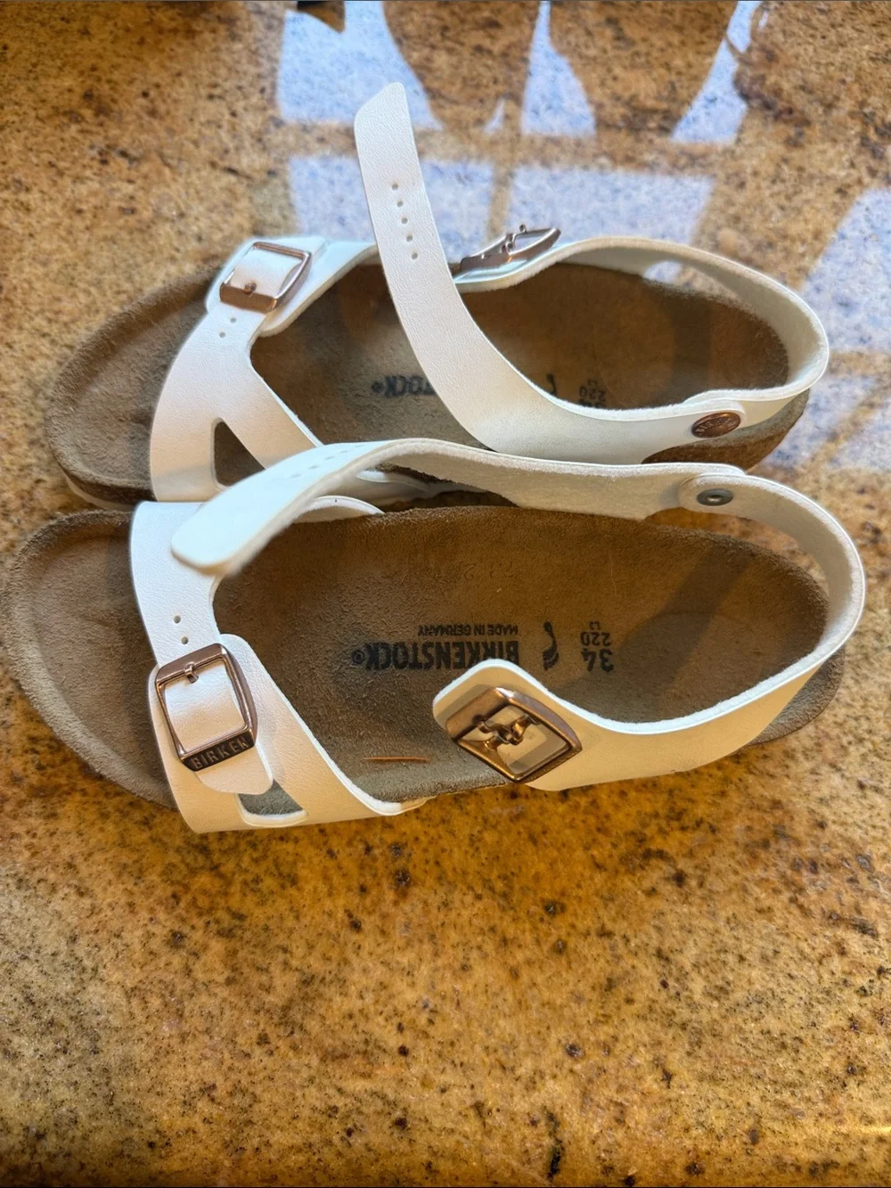 Size 3-3.5US / 34EU - Birkenstock Rio Kids White Double Buckle Sandals